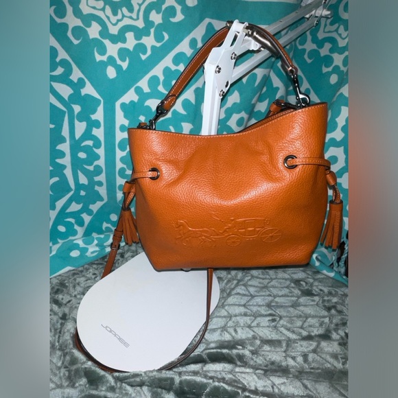 Coach Handbags - Coach Andy Crossbody With Horse And Carriage in Sunset Orange EUC pristine NC